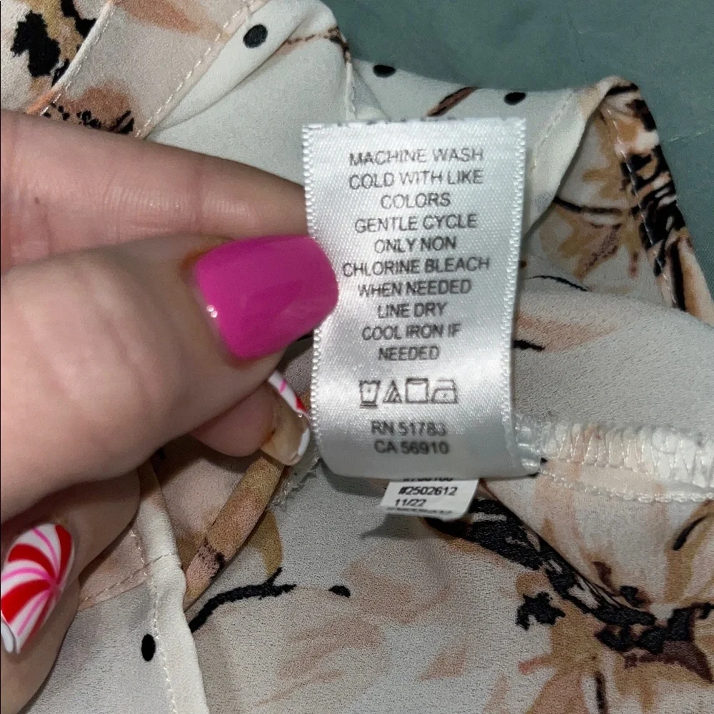 Maurices Peach Floral Polka Dot Blouse - Picture 9 of 9